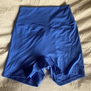 Buff Bunny Rosa Short